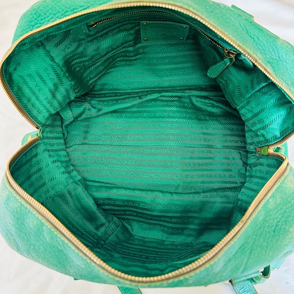 Authentic Leather Prada purse in Auquamarine - Picture 8 of 11